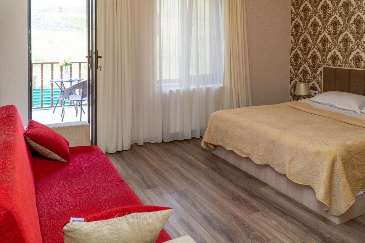 Hotel Diamond Kazbegi Exteriér fotografie
